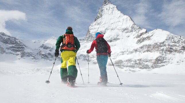 winter hiking in zermatt