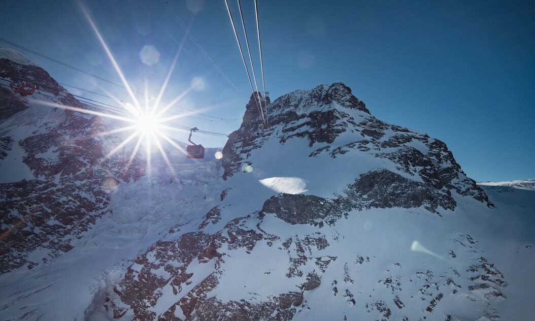 Gondel Glacier Ride in den Bergen 