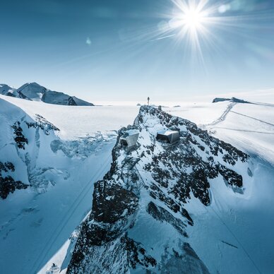 Mountain station on the glacier | © Christian Schartner
