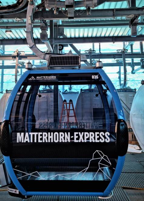 Omega 4 Kabine Matterhorn-Express in der Garage Furi | © Zermatt Bergbahnen AG