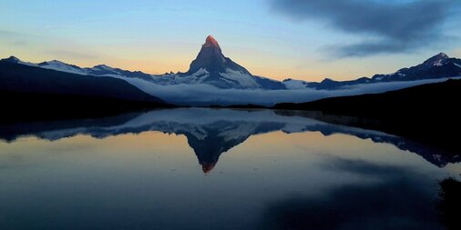 Sonnenaufgang am Stellisee | © Zermatt Bergbahnen AG